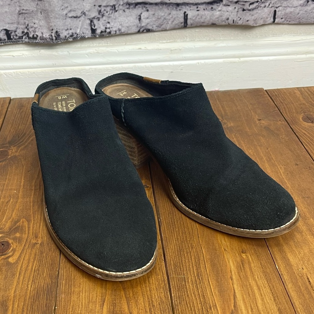 Toms Leila black suede mules size 8